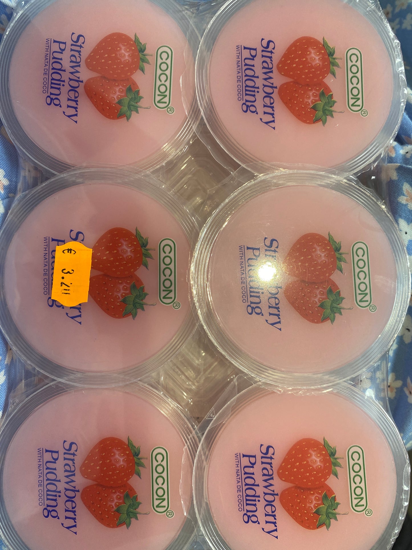 Strawberry Pudding Cocon